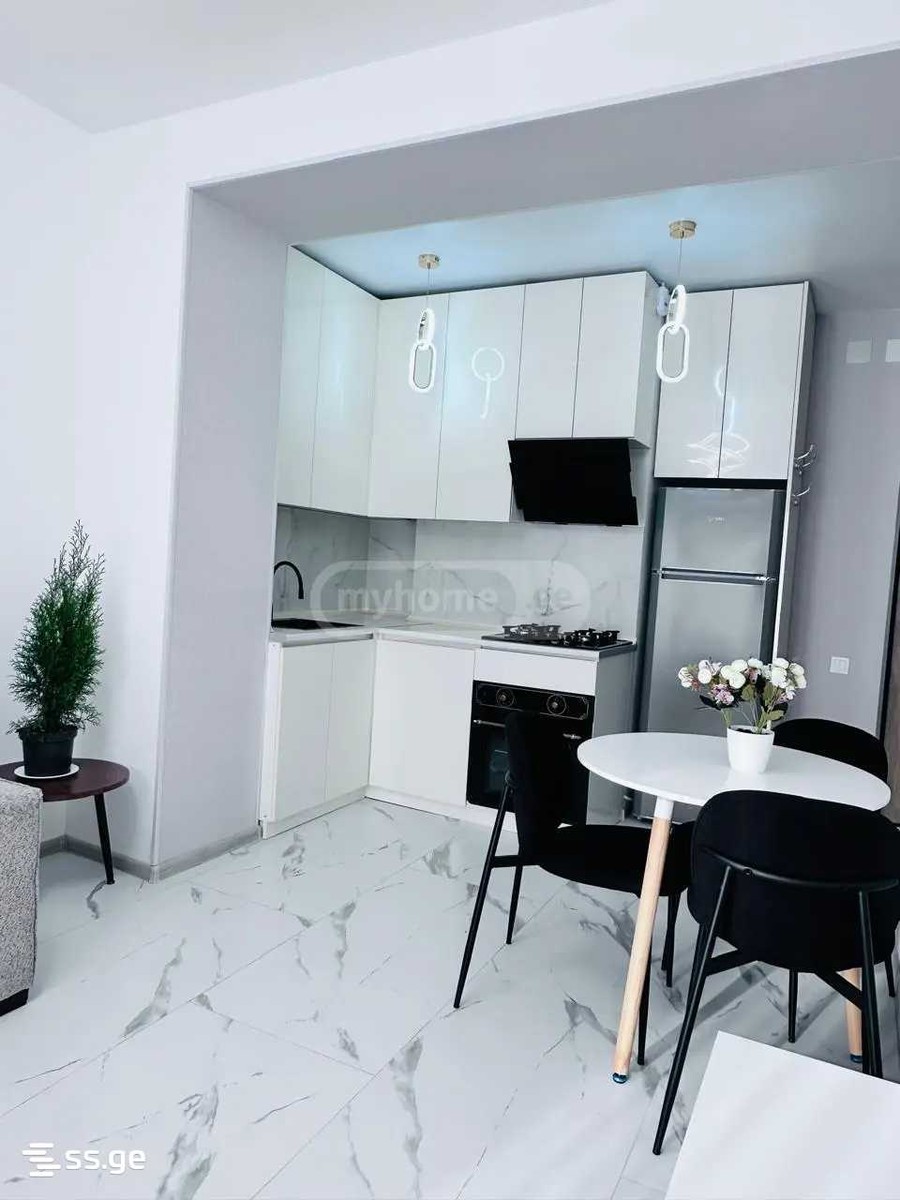 navtlugi st. 1 - 2 rooms