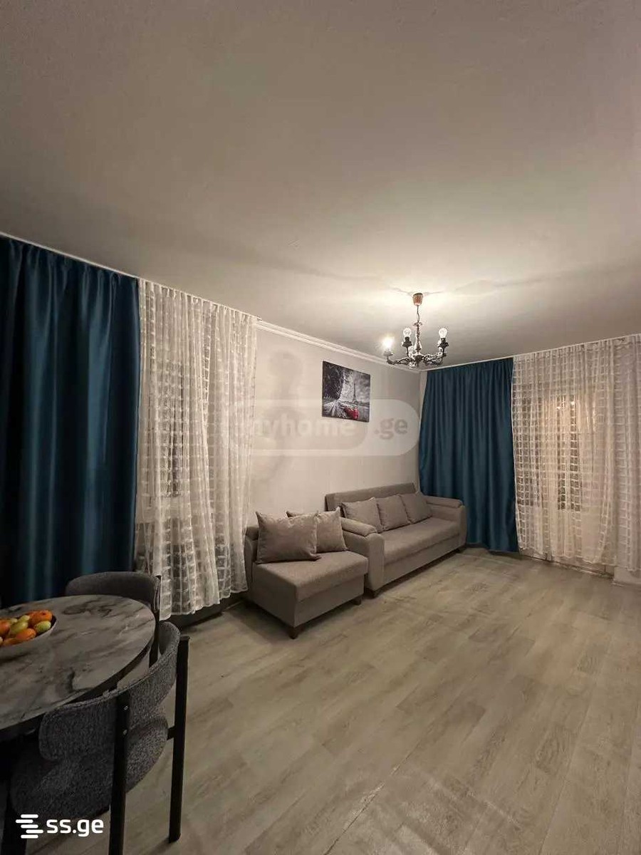 trialeti st. 1 - 2 rooms