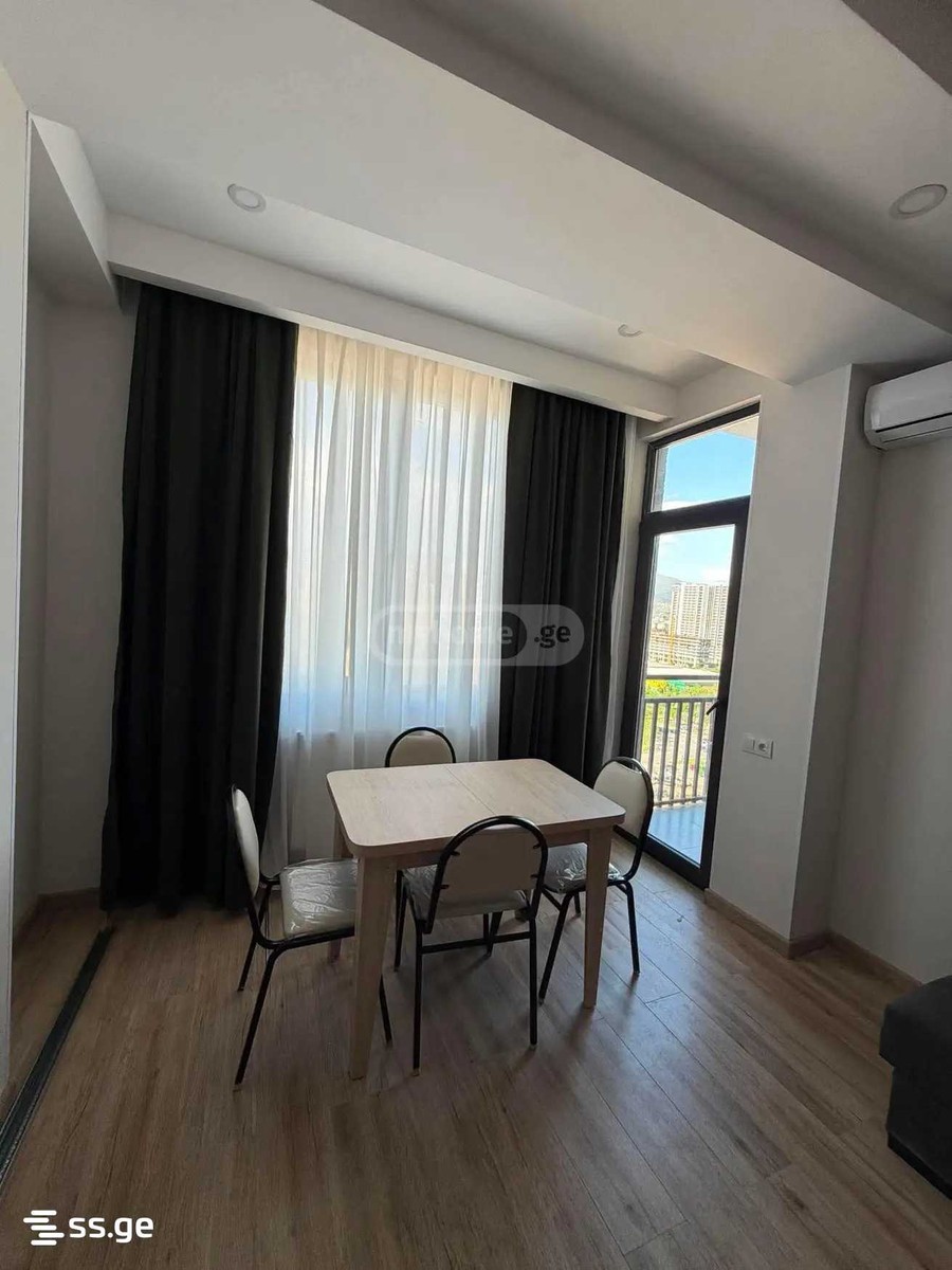 Vepkhistkaosnis st. - 3 rooms