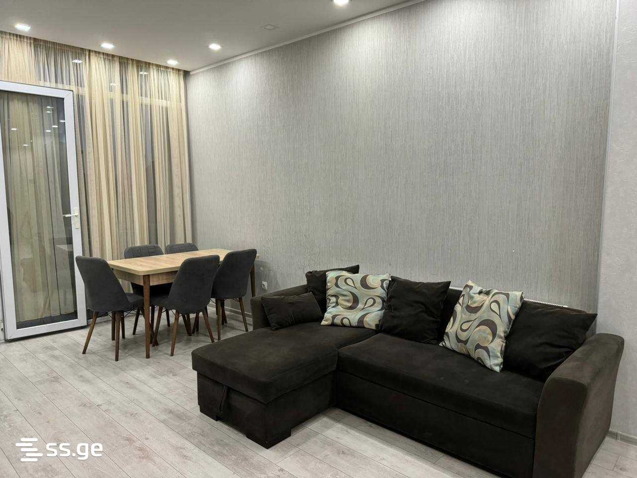 36 - 3 rooms