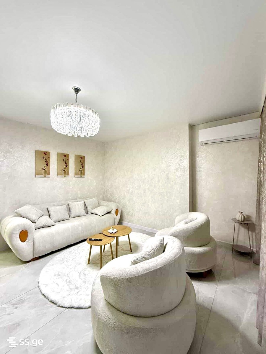 13 - 3 rooms