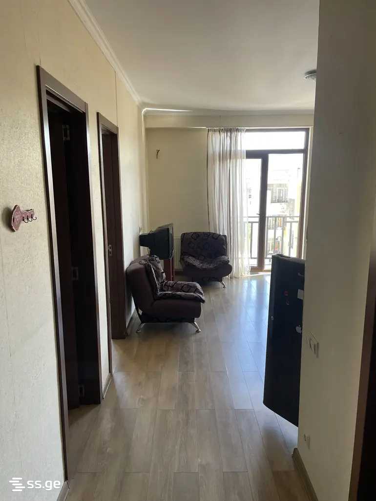 Mirian Mephe st. 0 - 3 rooms