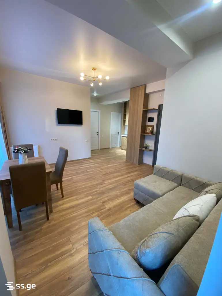 Kristian Stiveni st. - 3 rooms
