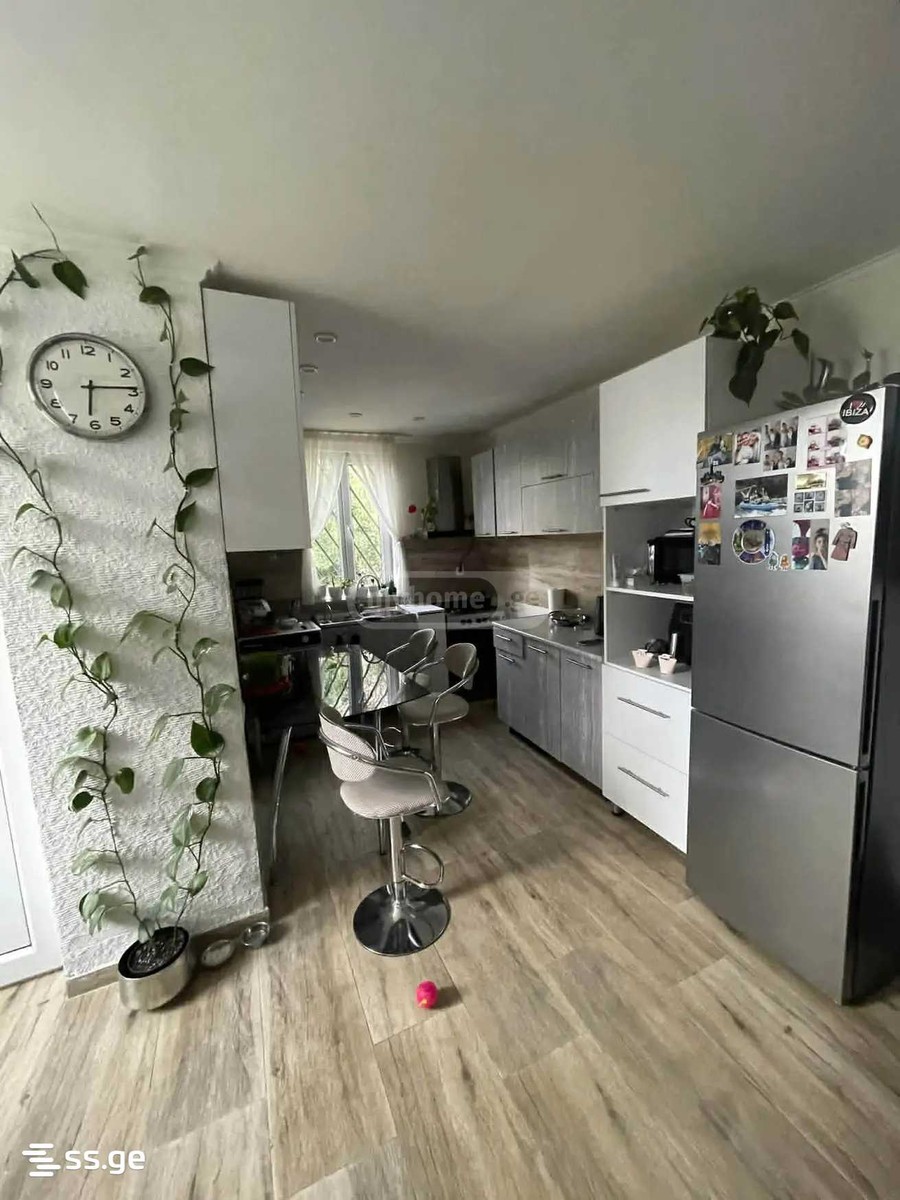 Gotua st. 20ბ - 5 rooms