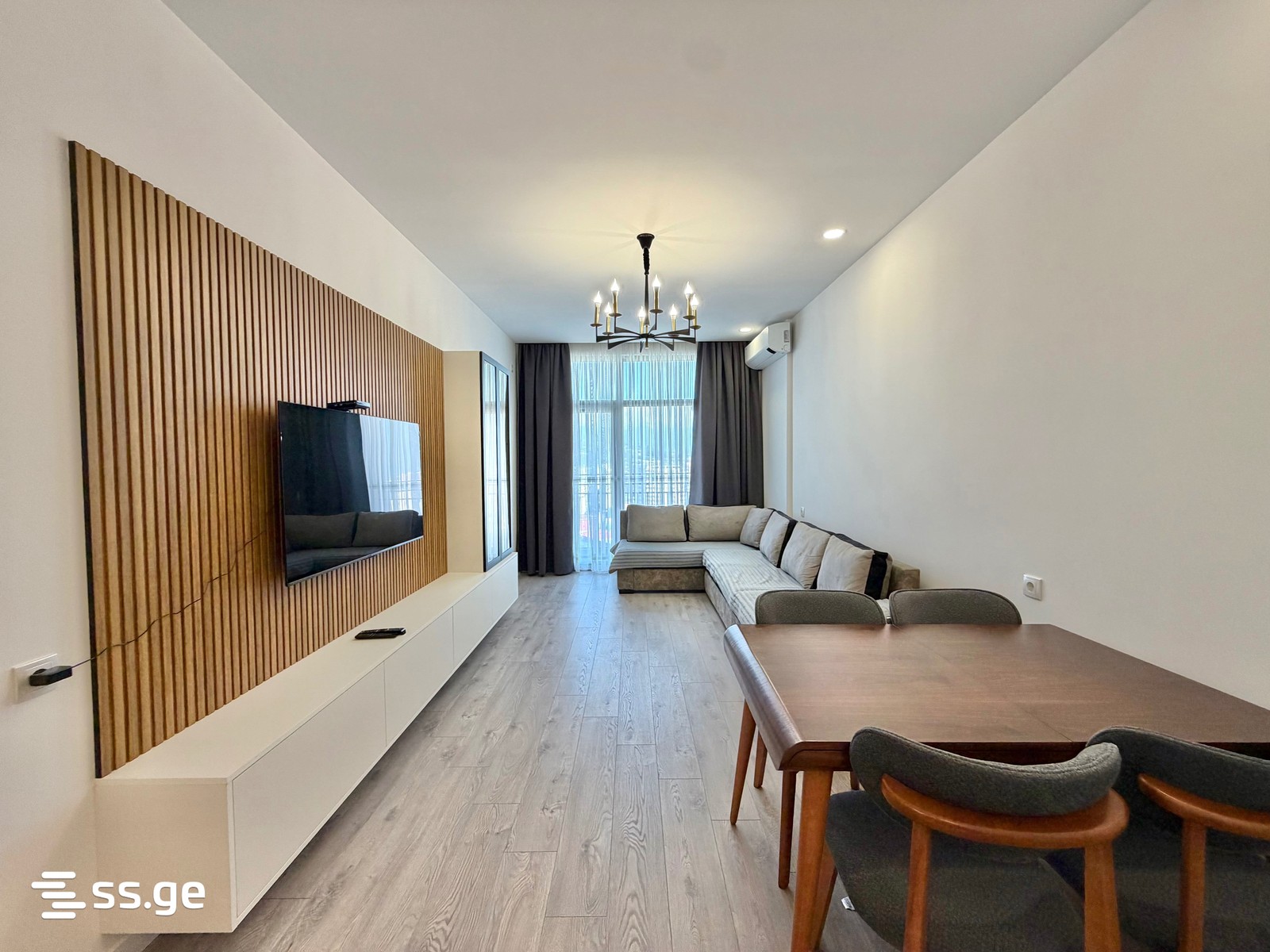 Bagrationi str. 196 - 3 rooms