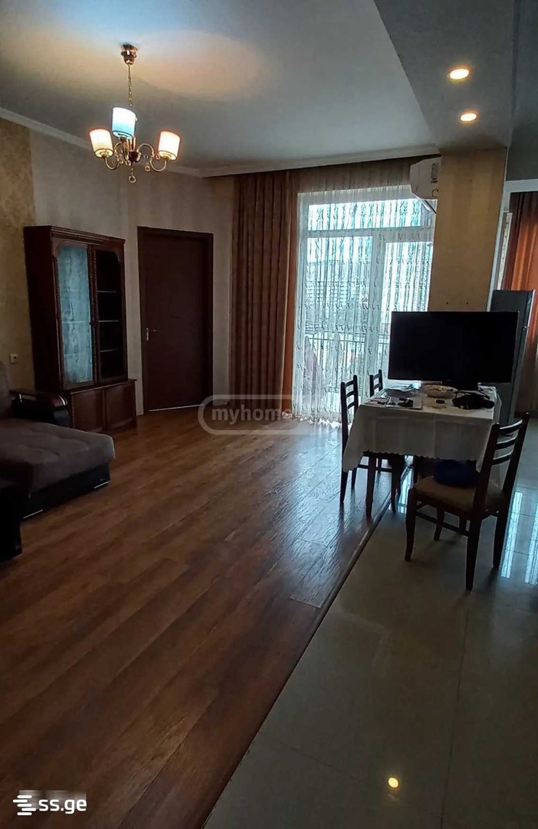 t. eristavi st. (Sanzona) - 2 rooms