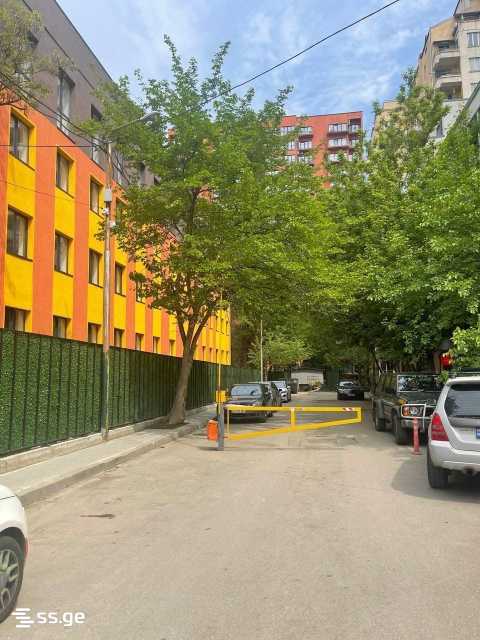 K. Kutateladze st. 19 - 3 rooms