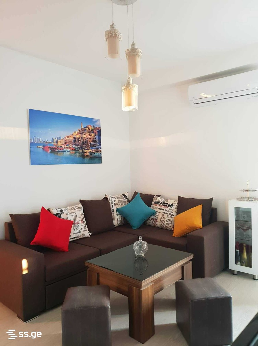 moskovi ave 24ვ - 3 rooms
