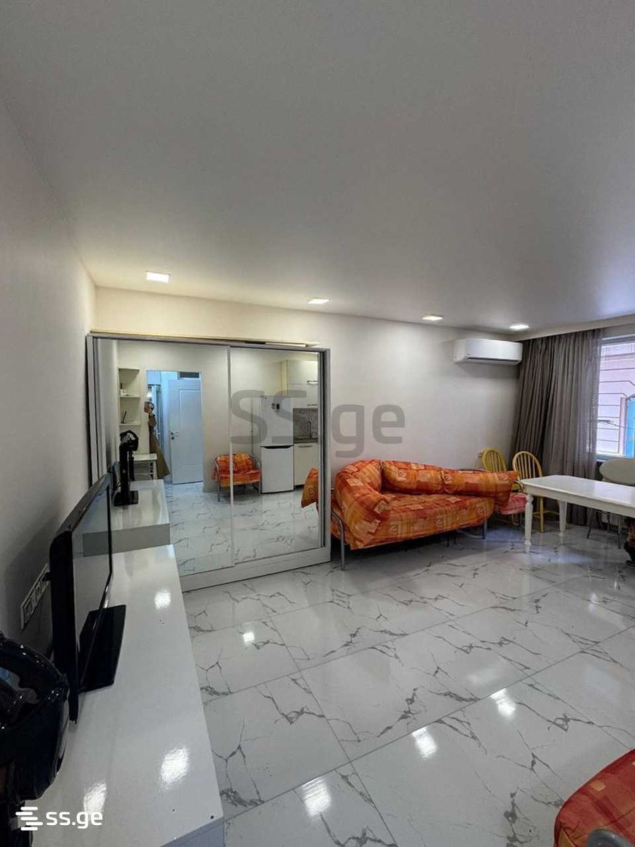 13 - 2 rooms