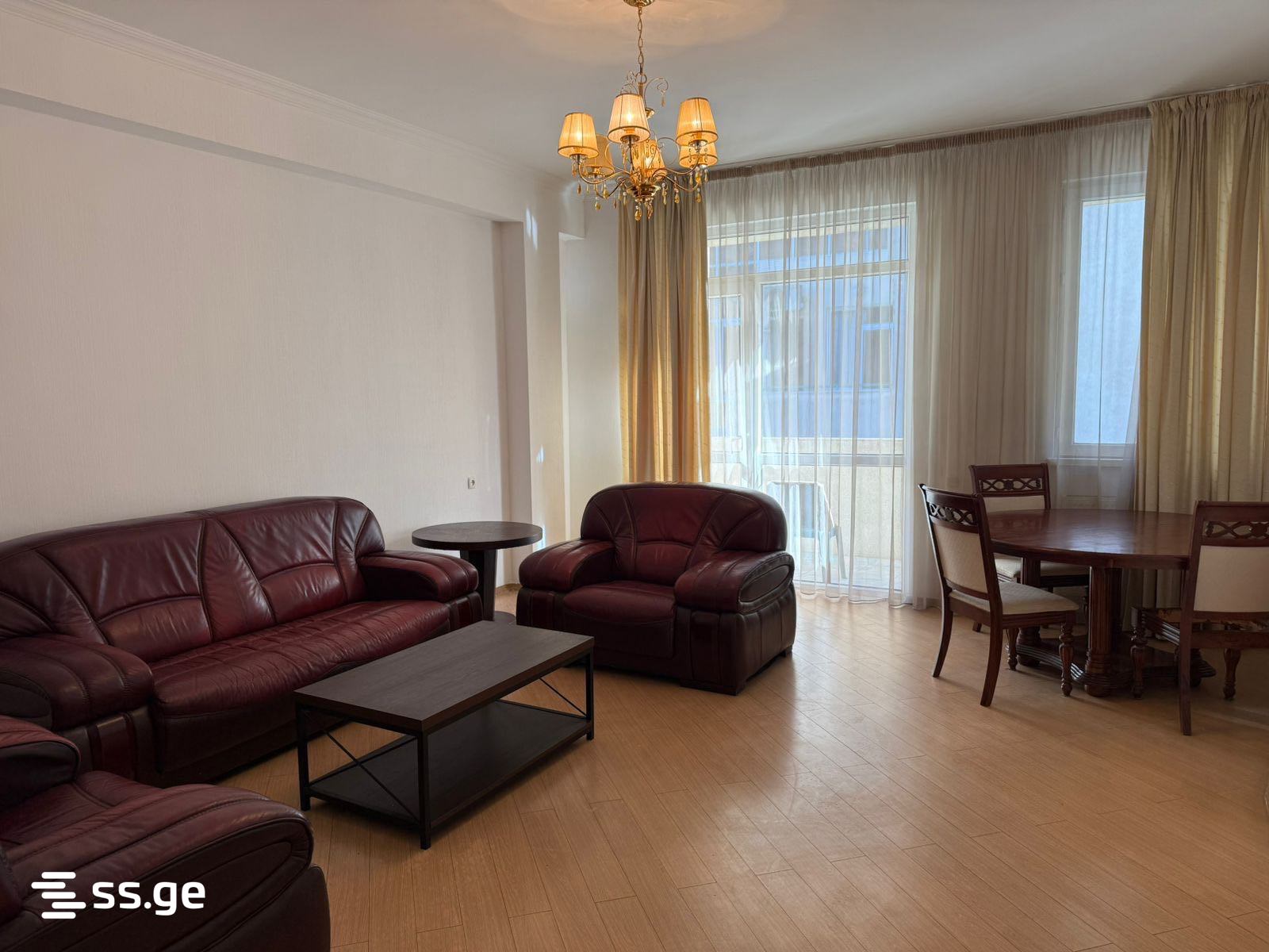 janashia st. - 3 rooms