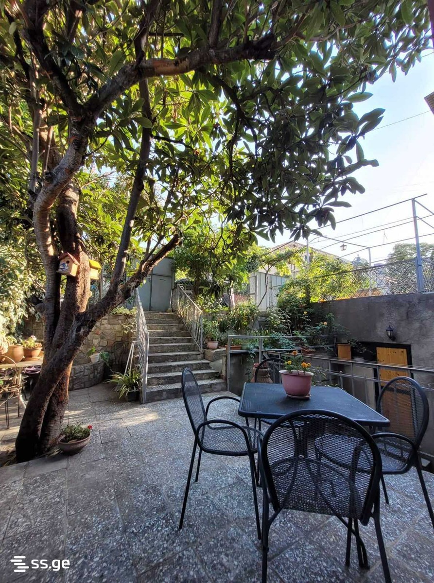 a.razmadze st. 0 - 4 rooms