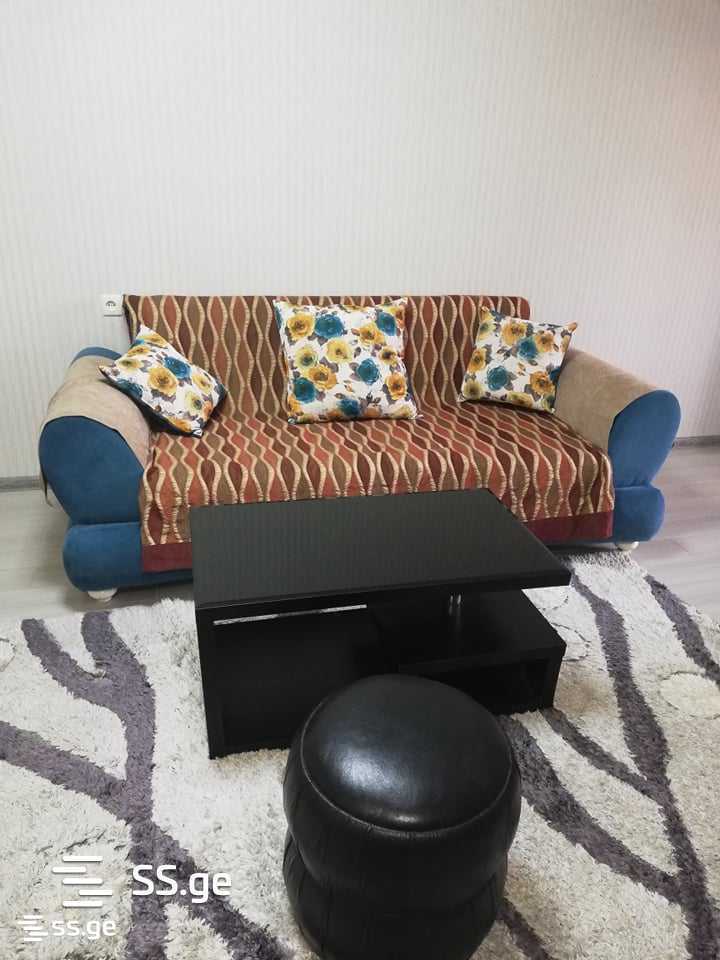 8 - 2 rooms