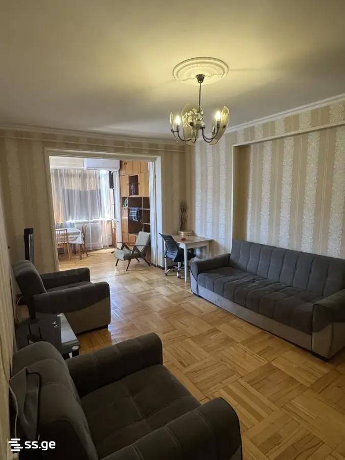 pekini st. 8 - 3 rooms