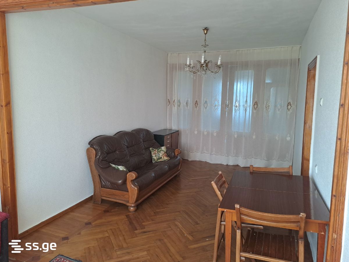 12 - 3 rooms