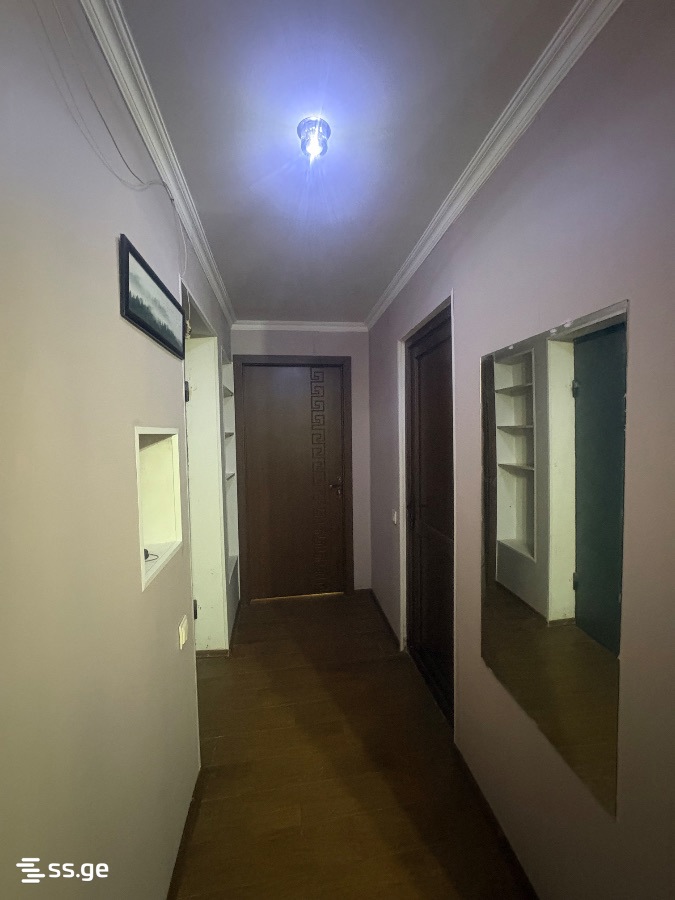 Mesame masivi გიგა ჩიხლაძი33 - 3 rooms