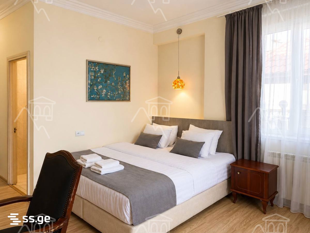 i. nikoladze st. 1 - 2 rooms
