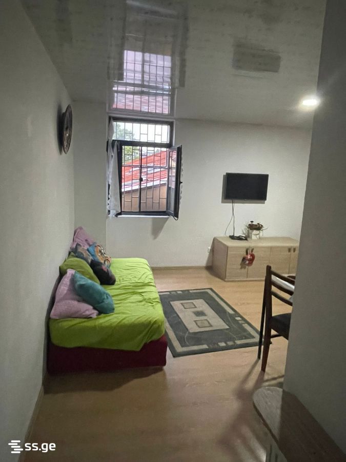 kavlashvili st. 8 - 3 rooms