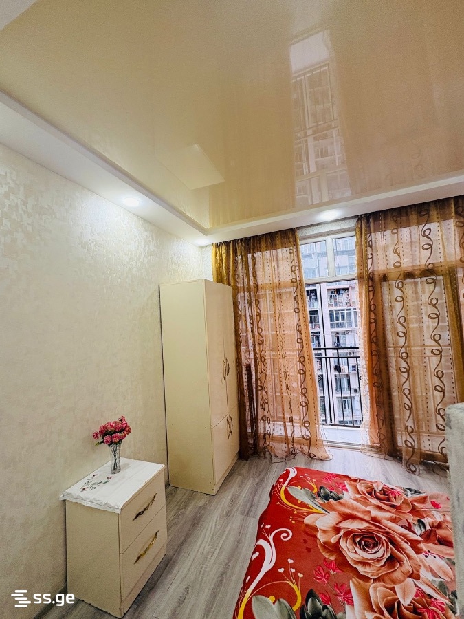 32 - 1 rooms