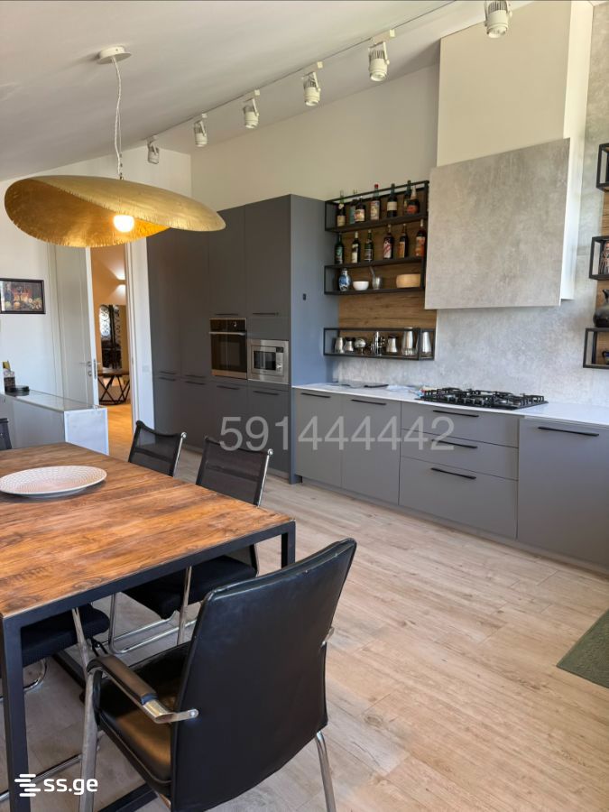 K. Kutateladze st. 19 - 6 rooms
