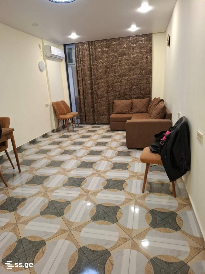 6 - 2 rooms