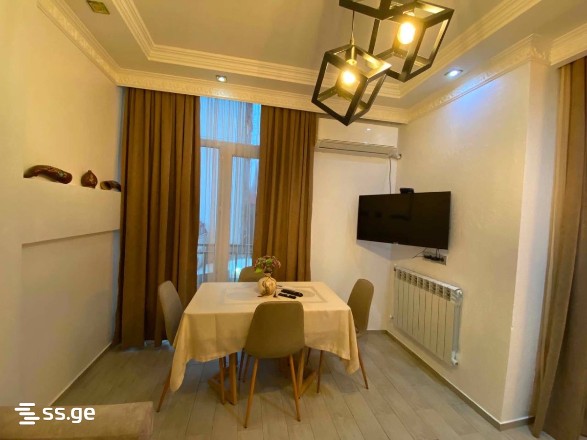 M. Lermontov Street 42 - 3 rooms