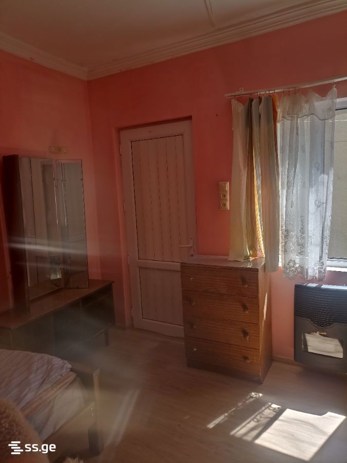 delisi st. 35 - 1 rooms