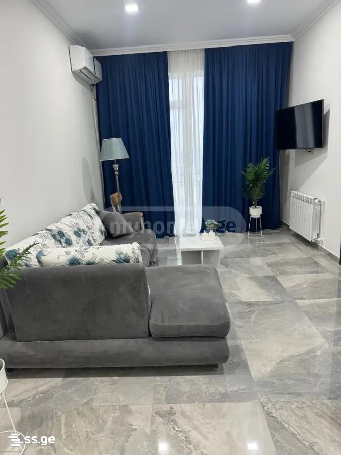 Sh. Inasaridze St. 10 - 5 rooms