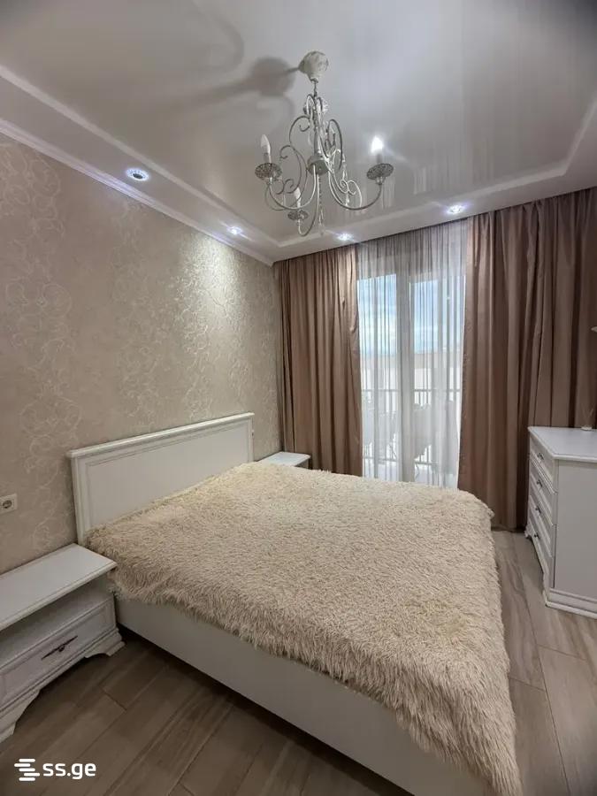 chkondideli st. 111 - 2 rooms