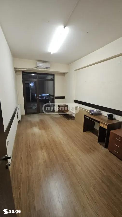 S.Metreveli st. - 3 rooms