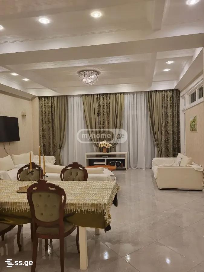 nucubidze st. 167 - 5 rooms