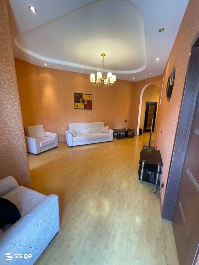 E.Magalashvili st. - 3 rooms