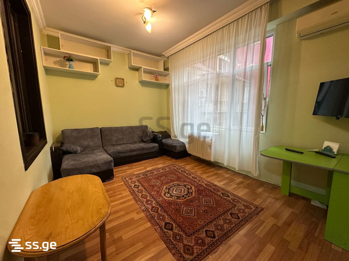 11 - 2 rooms