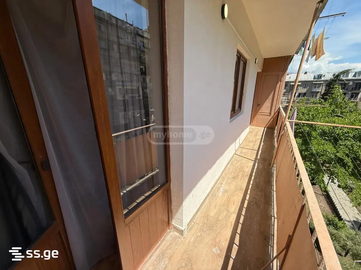 pekini st. 2 - 3 rooms