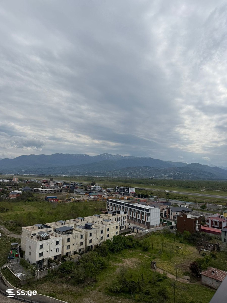 R. Nizharadze st. 16 - 1 rooms