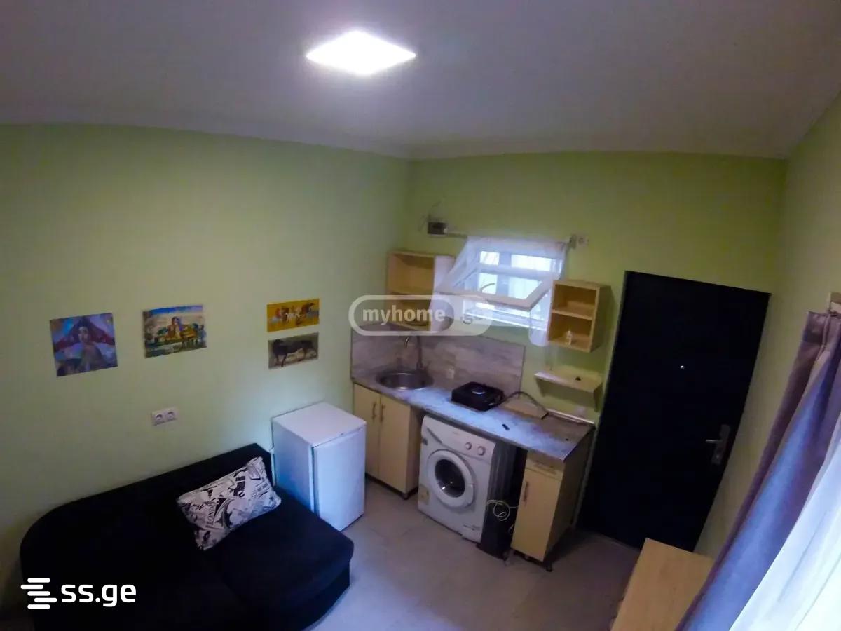 B.Kvernadze st. 15 - 1 rooms