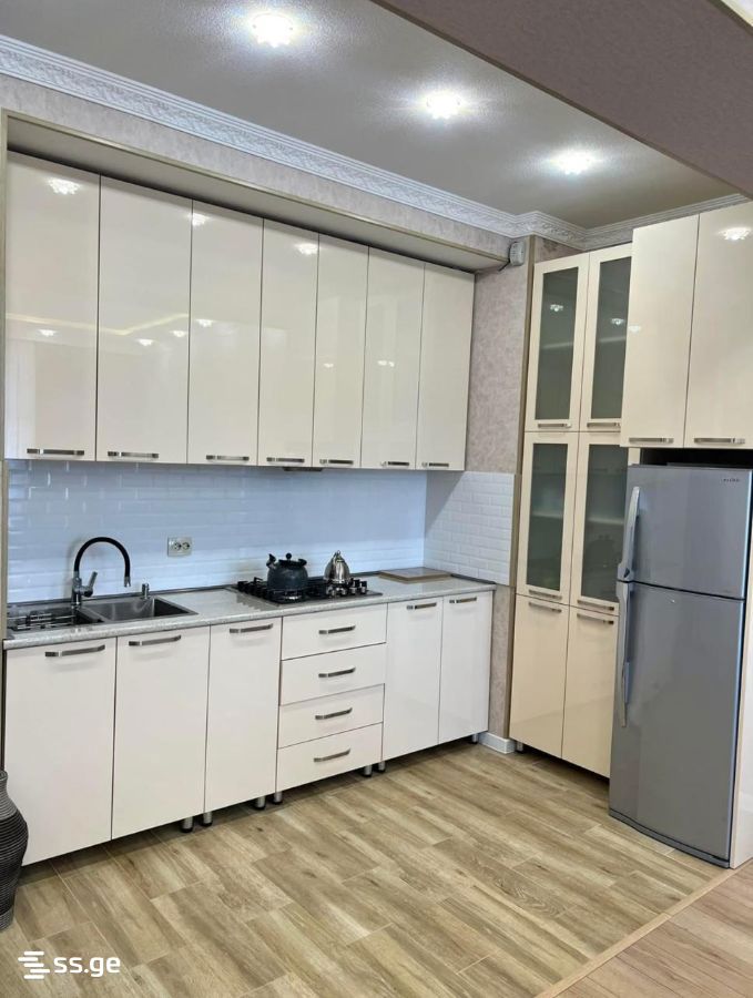 navtlugi st. 10 - 2 rooms