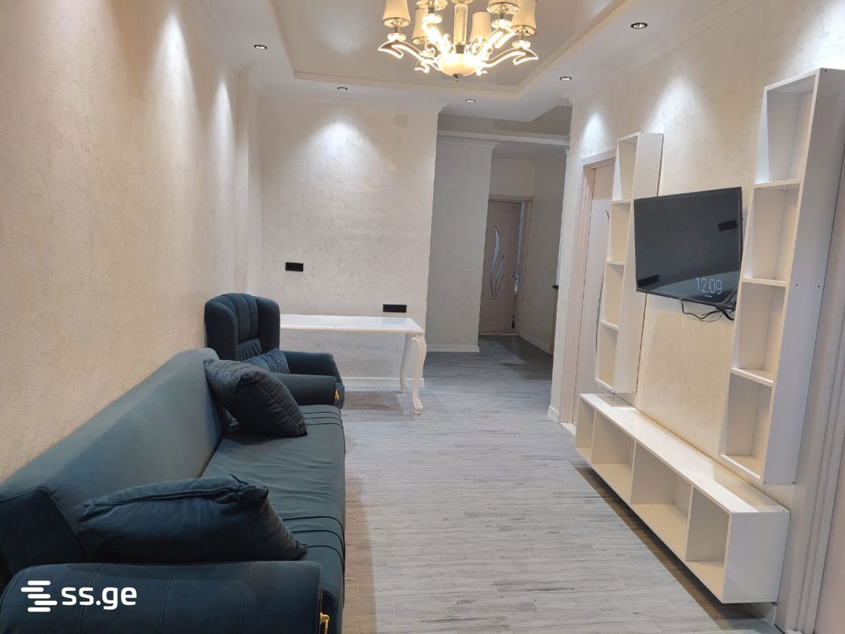 D. Mamuladze st. 8ა - 3 rooms