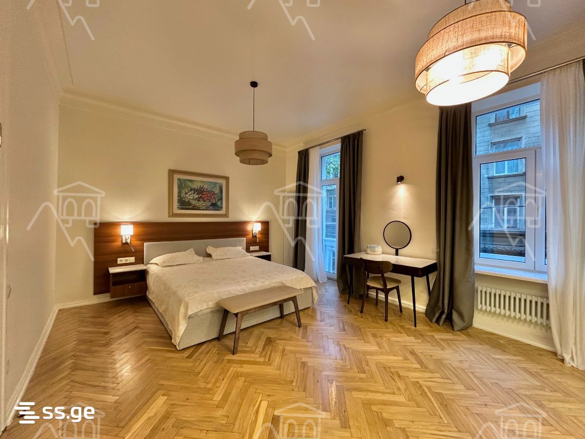 paliashvili st. 52 - 3 rooms