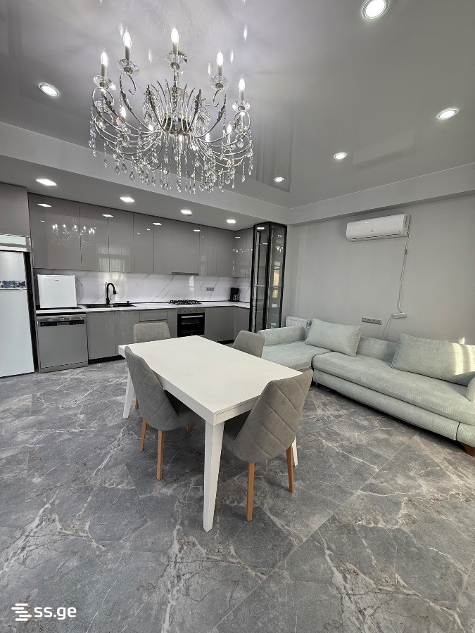 chkondideli st. 20 - 3 rooms