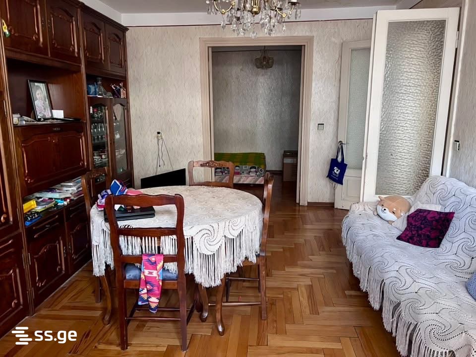 II Microdistrict - Varketili კორპუსი9 - 3 rooms