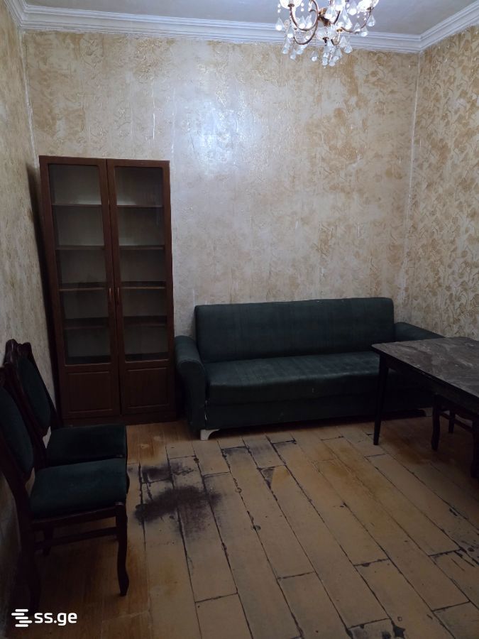 Kutaisi st. 4 - 2 rooms