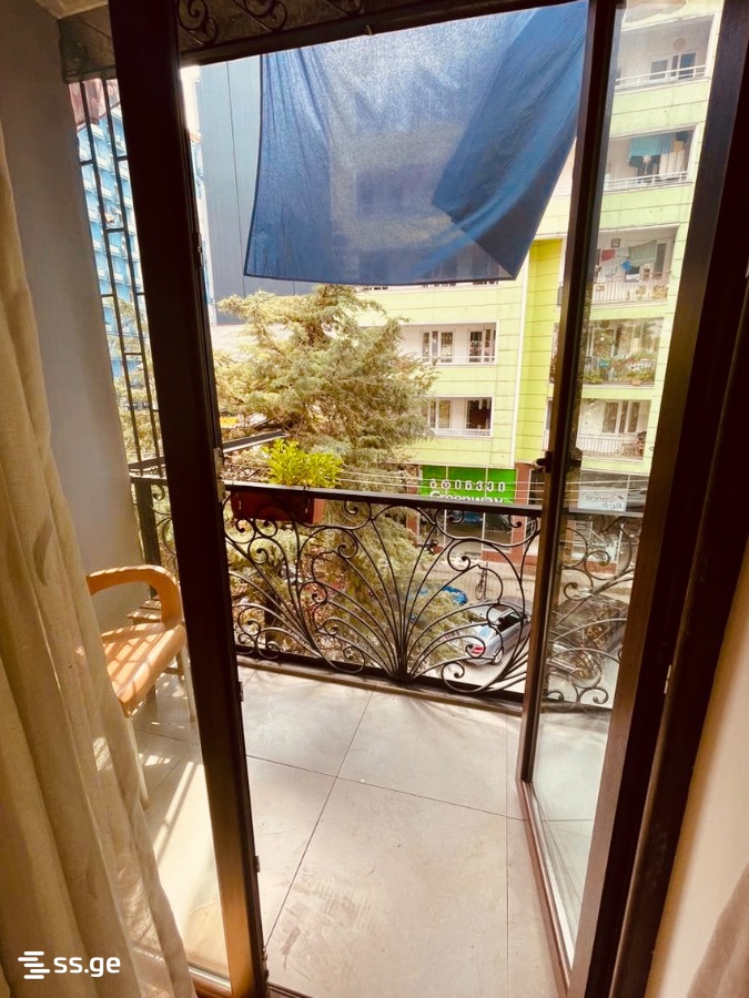 5 - 4 rooms