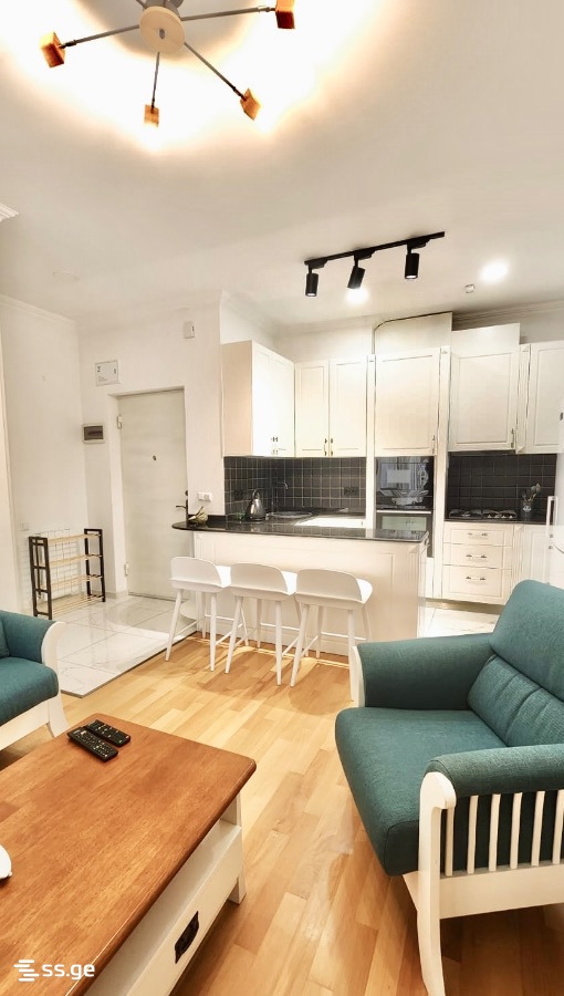 Vazha-Pshavela st. 17 - 3 rooms