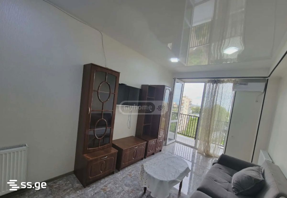 nakaduli st. 8 - 3 rooms
