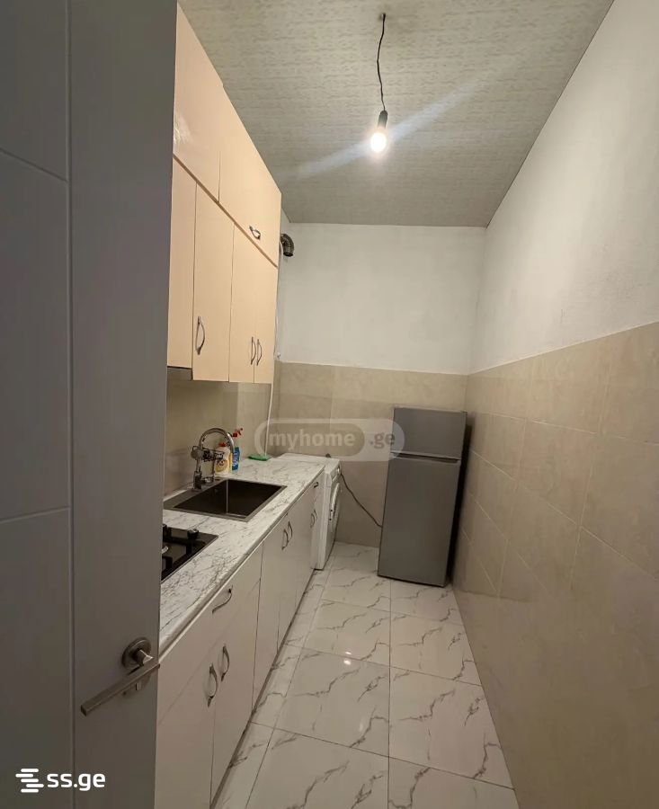 b. chichinadze st. 6 - 3 rooms