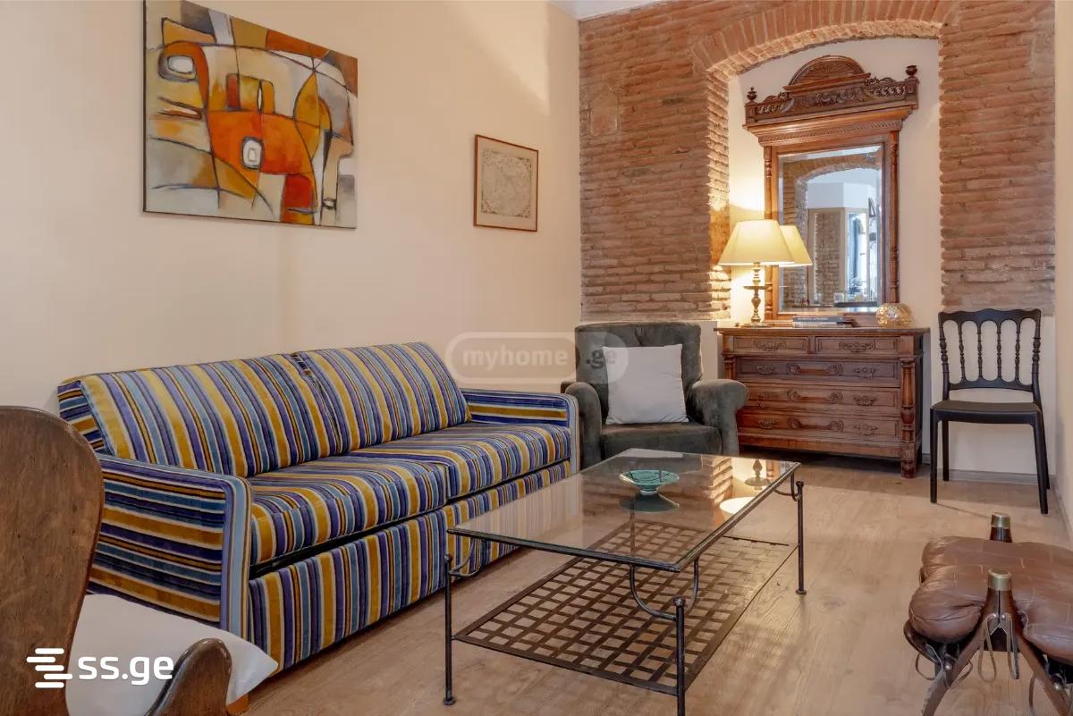 chovelidze st. 0 - 1 rooms