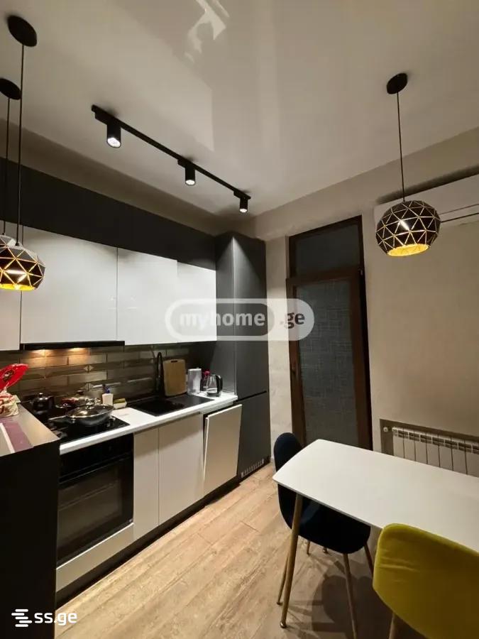 chkondideli st. - 3 rooms