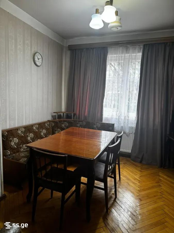 Beri Gabriel Salosi Ave. - 3 rooms