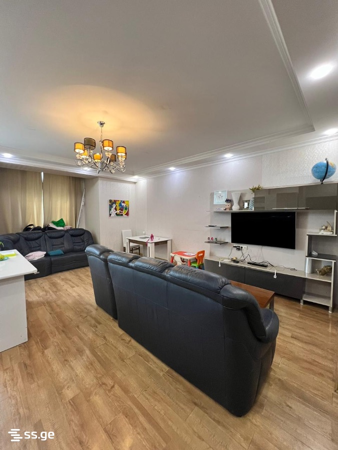 ketevan tsamebuli avenue (avlabari) 47 - 4 rooms