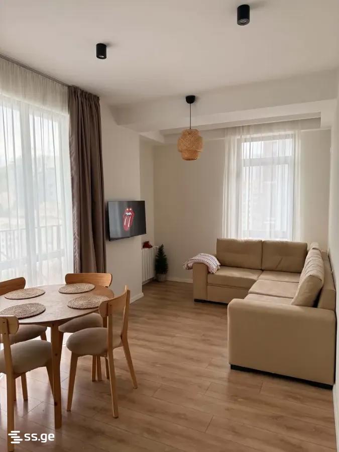Z. Anjafaridze st. 8 - 3 rooms